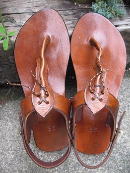 leather sandal1.jpg