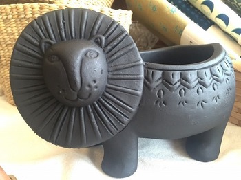 pt.t.lion2.jpg